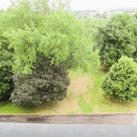 Limoges, Appart Parking, A 10Mn Chu, Mairie,Facs ! *